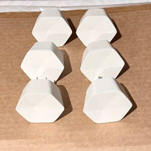 Hexagonal White Smart Plugs